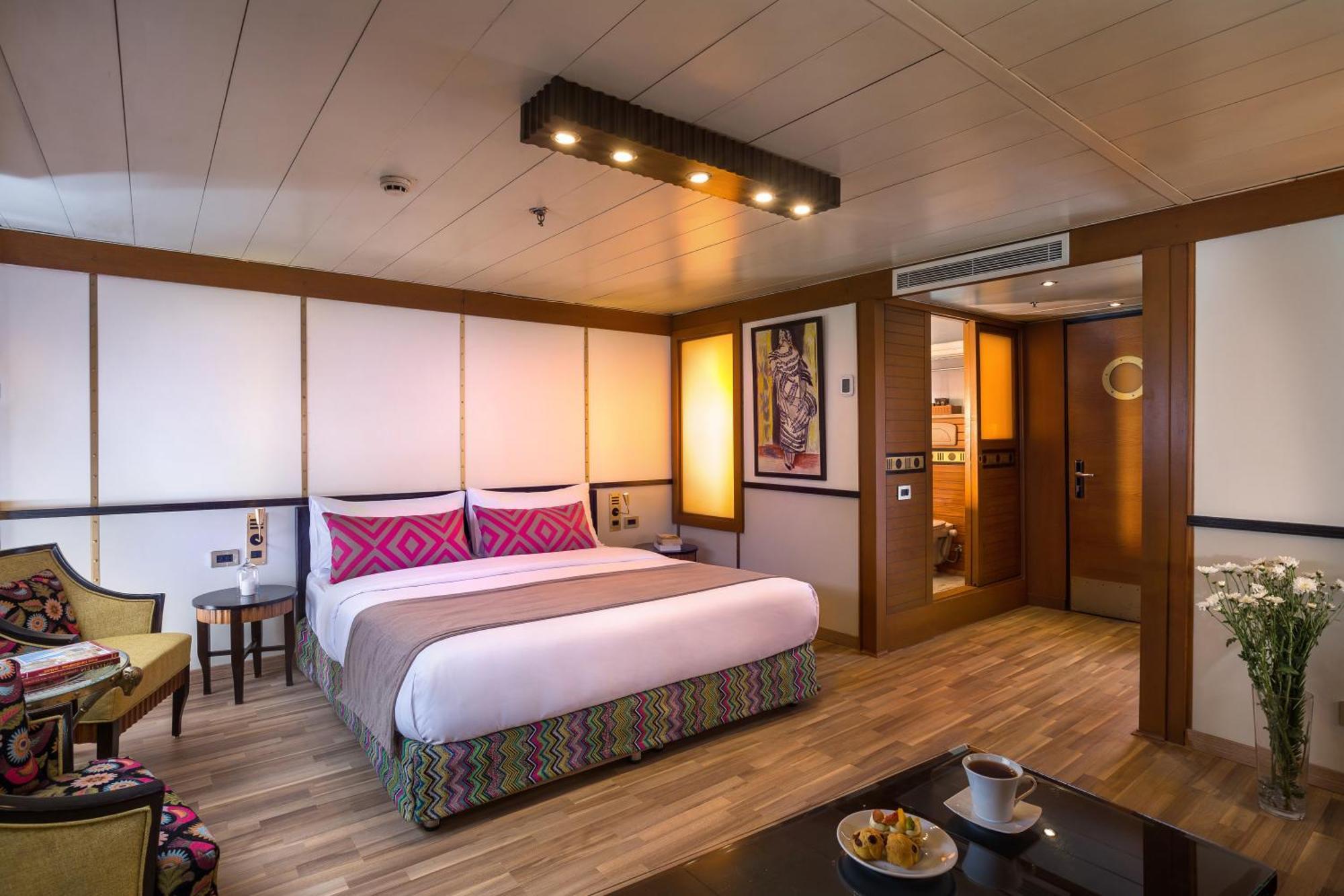 M/Y Alyssa - 4 Or 7 Nights From Luxor Each Monday And 3 Or 7 Nights From Aswan Each Friday Hotel Exterior photo